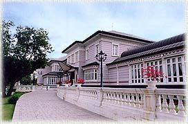 BangPaIn38A.jpg (20633 bytes)