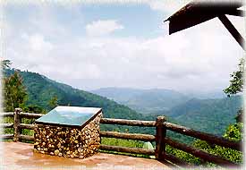 ScenicPoint2A.jpg (15393 bytes)