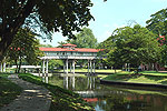 SanamChan352.jpg (9787 bytes)