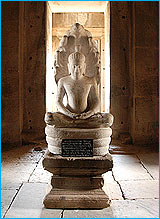 Phimai204.jpg (15185 bytes)