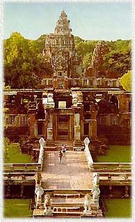 Phimai22BB.JPG (26522 bytes)