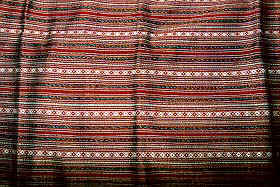 Fabric4.jpg (29705 bytes)