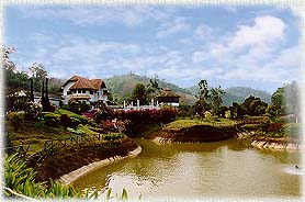 NanValley1.jpg (20628 bytes)