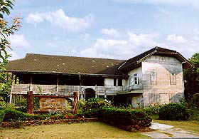 Ratchabut1.jpg (21796 bytes)