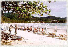 KataBeach11.jpg (27397 bytes)