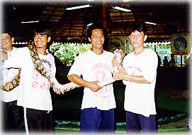 SnakeFarm2.jpg (17903 bytes)