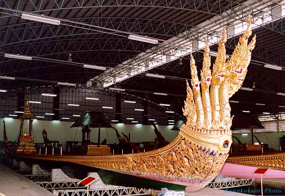 Anantanakaraj1L.jpg (60811 bytes)