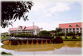 CityHall.jpg (20181 bytes)