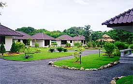 SarikaResort2L.jpg (16240 bytes)